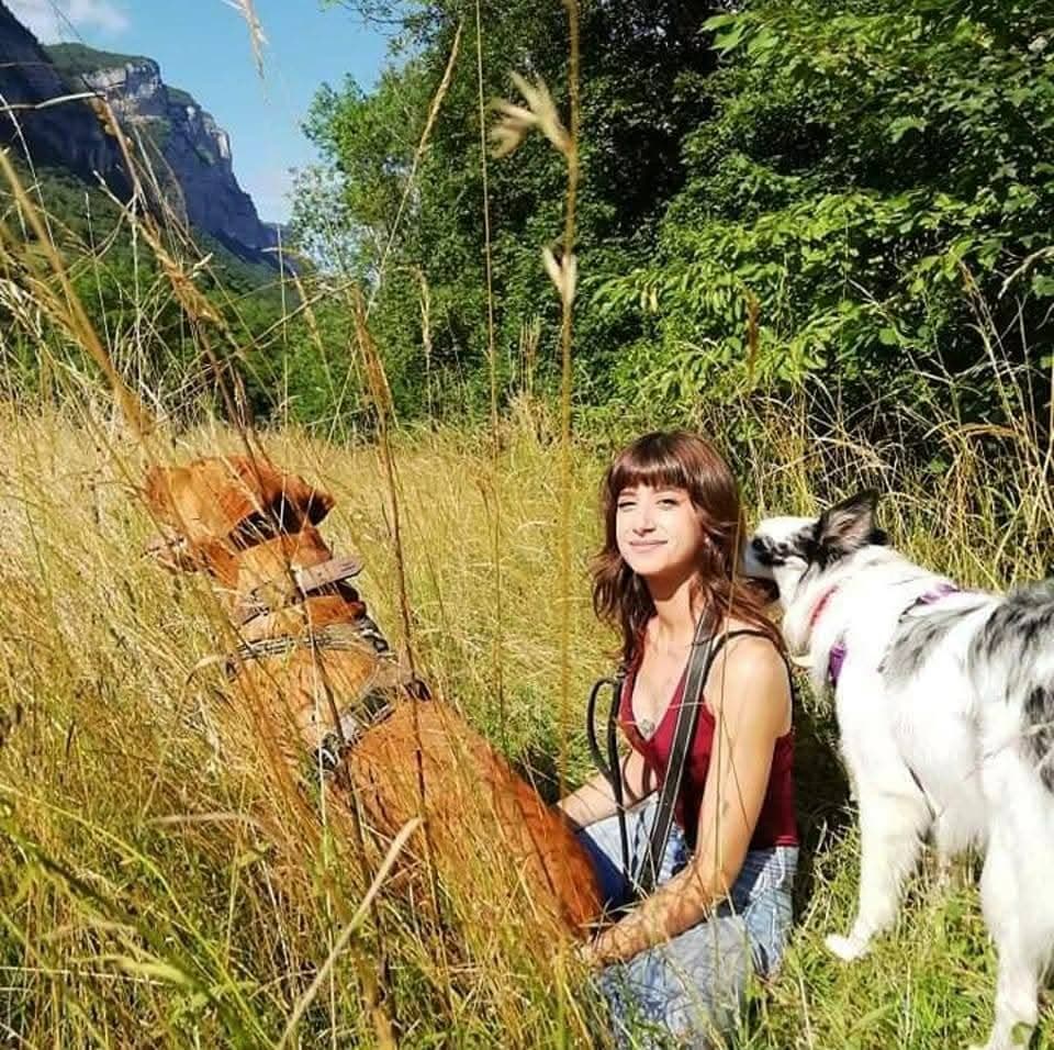 Educadora canina Atomic Dog